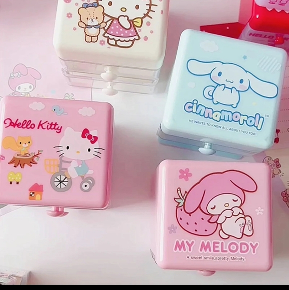 Hello Kitty Drawer - Picture 13 of 13